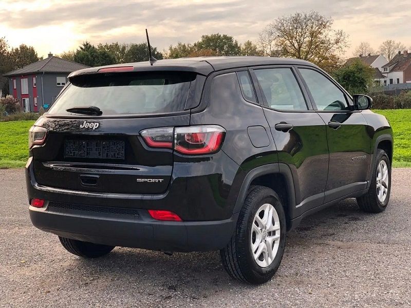 Jeep Compass • 2018 • 61,000 km 2