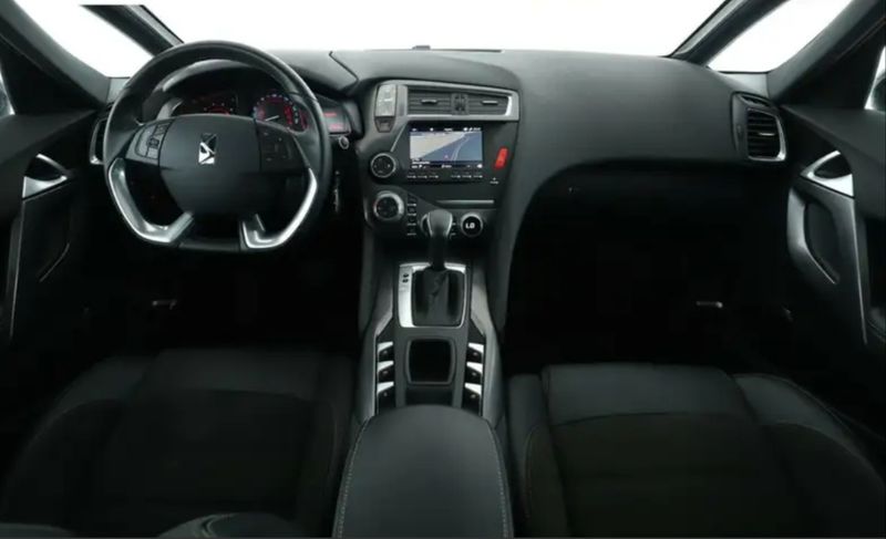 Citroën DS5 • 2018 • 122,000 km 8