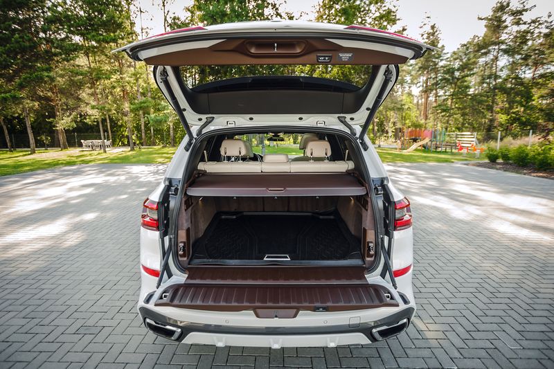 BMW X5 • 2019 • 71,000 km 5