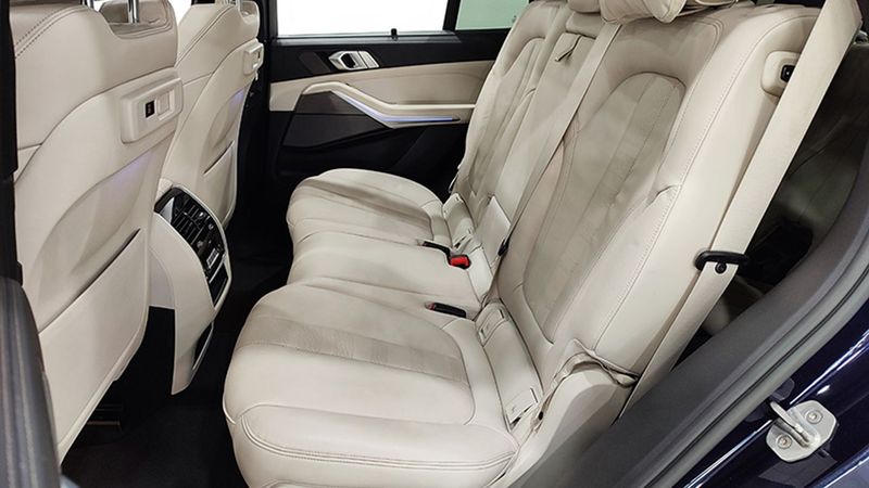 BMW X5 • 2020 • 42,284 km 16