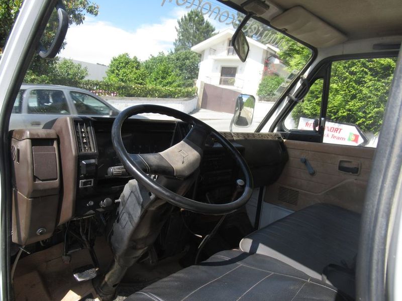 Isuzu D-MAX • 1989 • 170,000 km 2