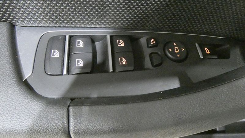 BMW X4 • 2019 • 94,349 km 15