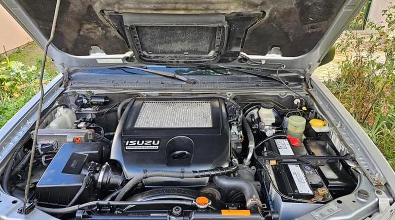 Isuzu D-MAX • 2007 • 200,000 km 5