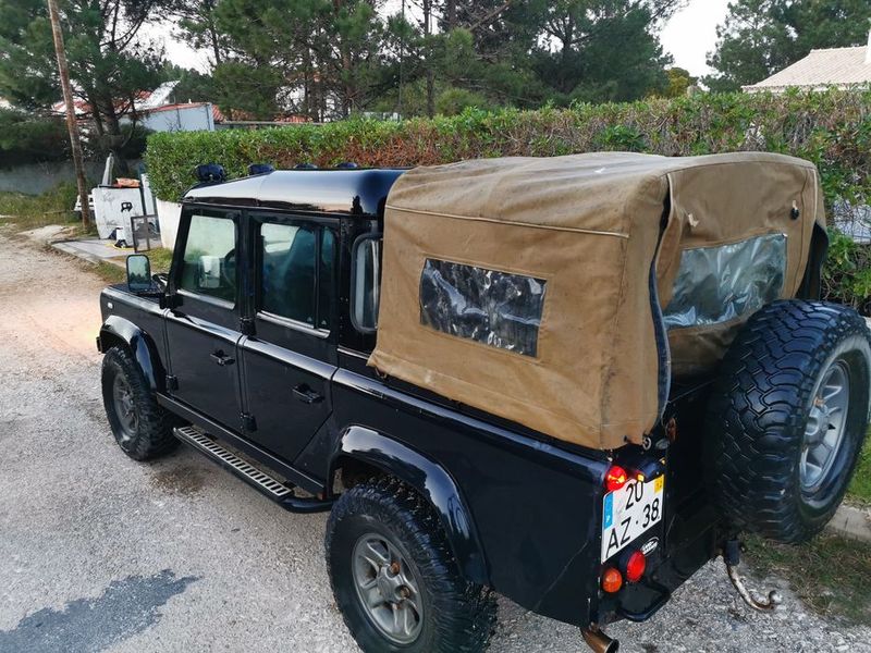 Land Rover Discovery • 2005 • 114,000 km 6