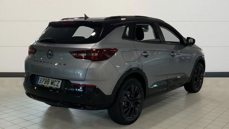 Opel Mokka • 2022 • 32,750 km 6