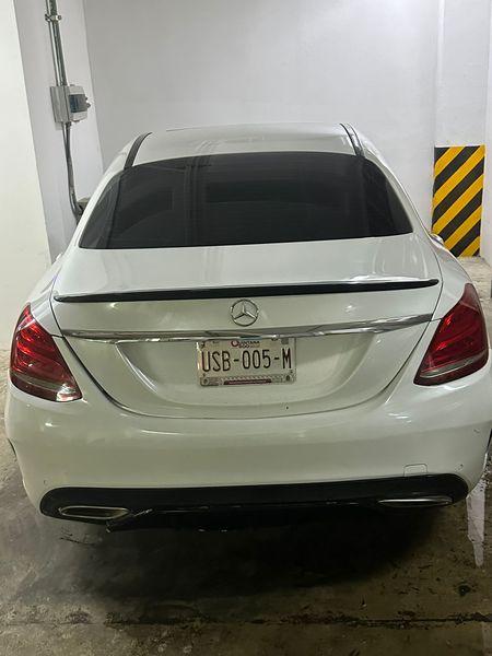 Mercedes-Benz 200 - 300 • 2016 • 119,000 km 10