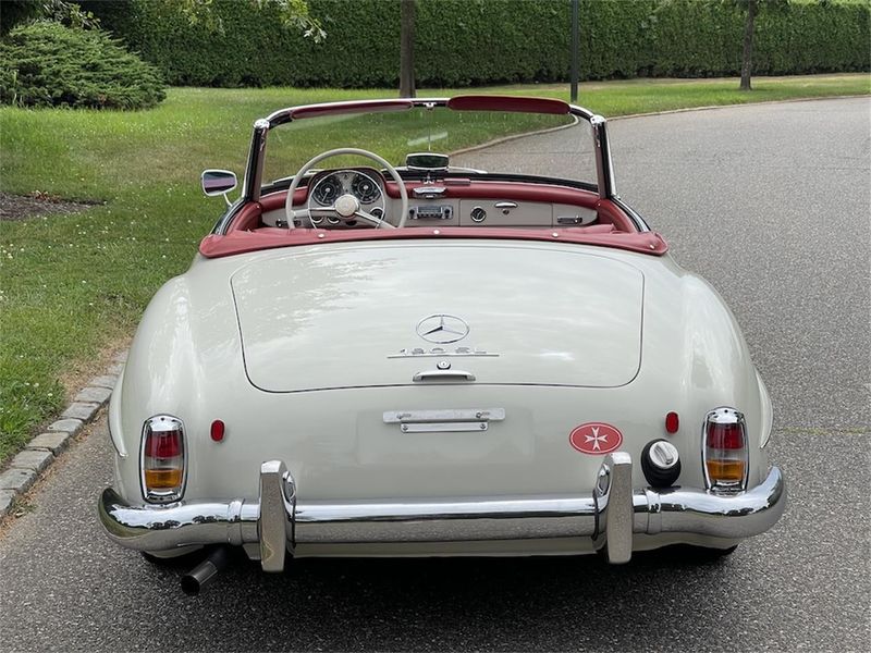 Mercedes-Benz 190 • 1963 • 31,000 km 4