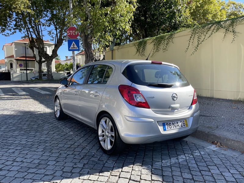 Opel Corsa • 2012 • 140,340 km 3