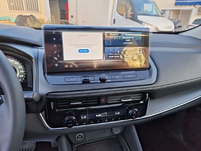 Nissan Qashqai • 2024 • 3,000 km 10