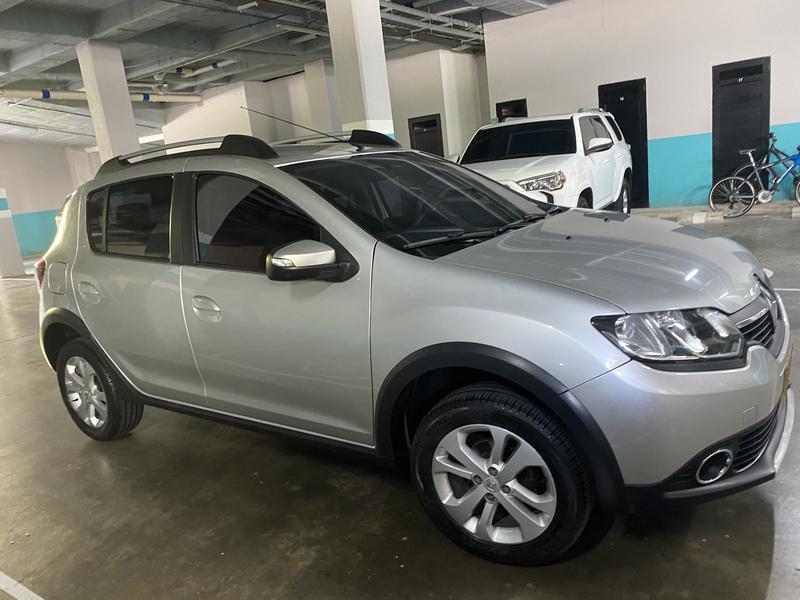 Renault Stepway • 2021 • 14,275 km 3