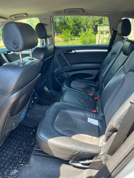 Audi Q7 • 2006 • 311,000 km 8