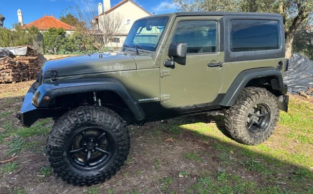 Jeep Wrangler • 2015 • 128,000 km 2