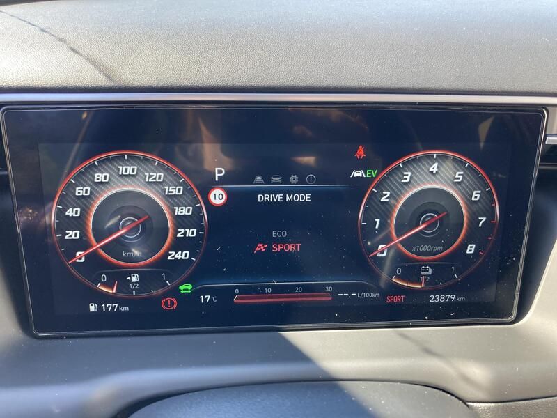 Hyundai Tucson • 2024 • 23,500 km 36