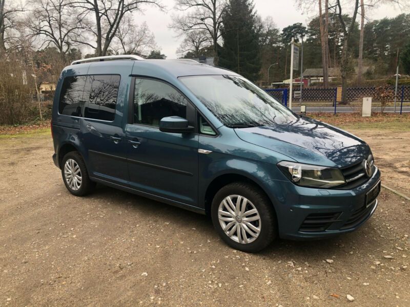 Volkswagen Caddy • 2015 • 67,300 km 1