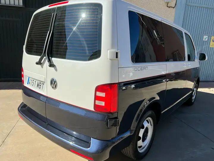 Volkswagen Caravelle • 2016 • 146,678 km 4