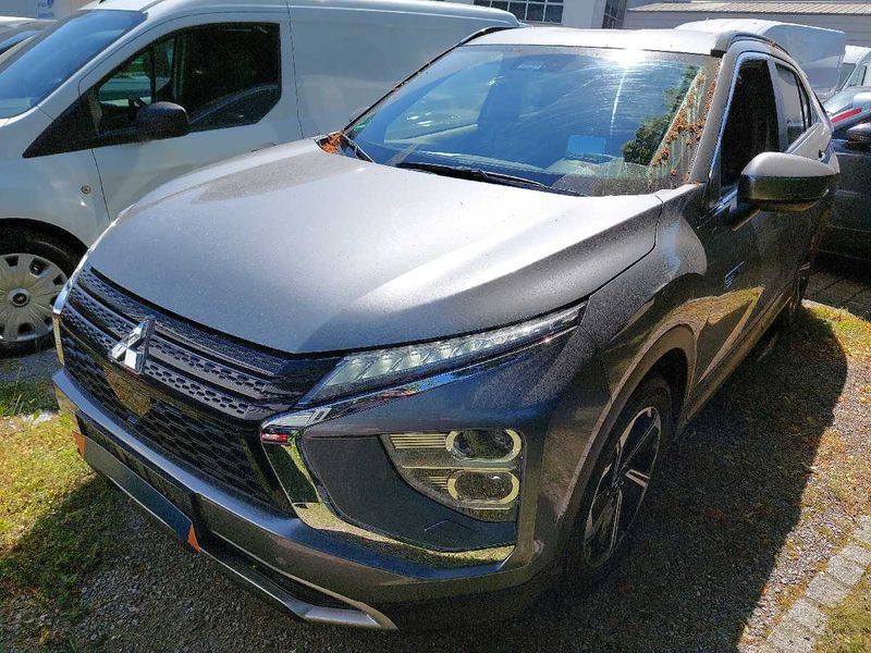 Mitsubishi Eclipse Cross • 2021 • 57,789 km 1