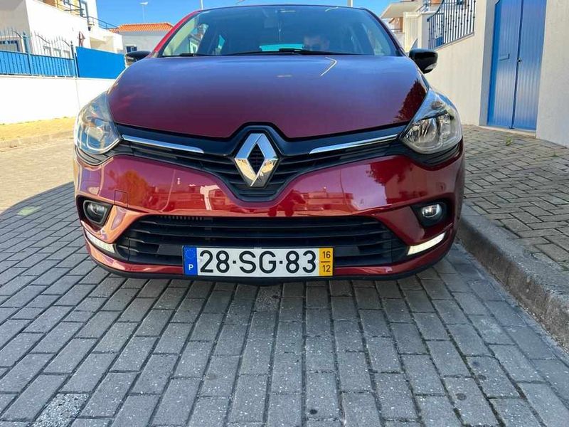 Renault Clio • 2016 • 56,142 km 1