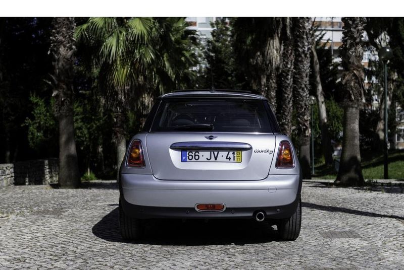 MINI Cooper • 2009 • 80,422 km 2