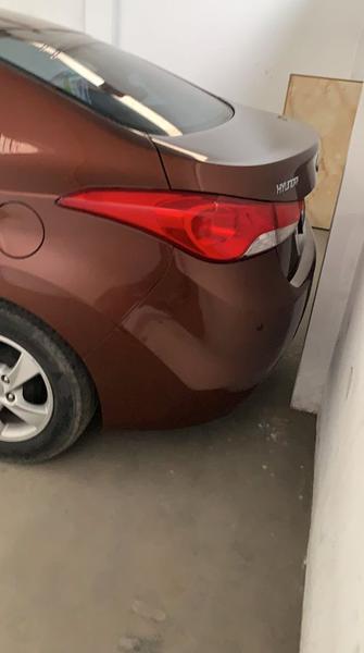 Hyundai Elantra • 2013 • 79,400 km 9