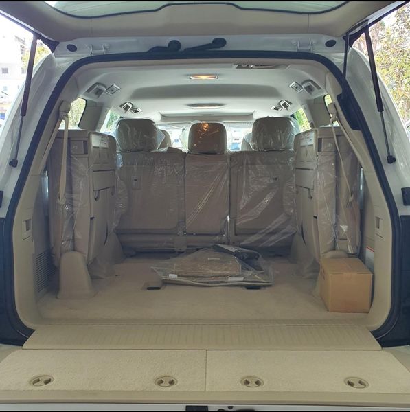 Toyota Land Cruiser • 2023 • 23,457 km 4