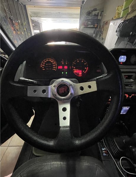 Mitsubishi Pajero • 1994 • 300,000 km 3