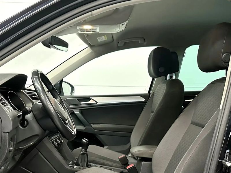 Volkswagen Tiguan • 2020 • 98,000 km 4