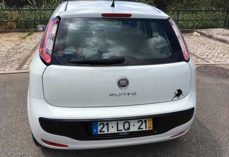Fiat Grande Punto • 2011 • 80,000 km 2