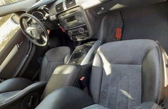 Mercedes-Benz R-Class • 2006 • 25,000 km 5