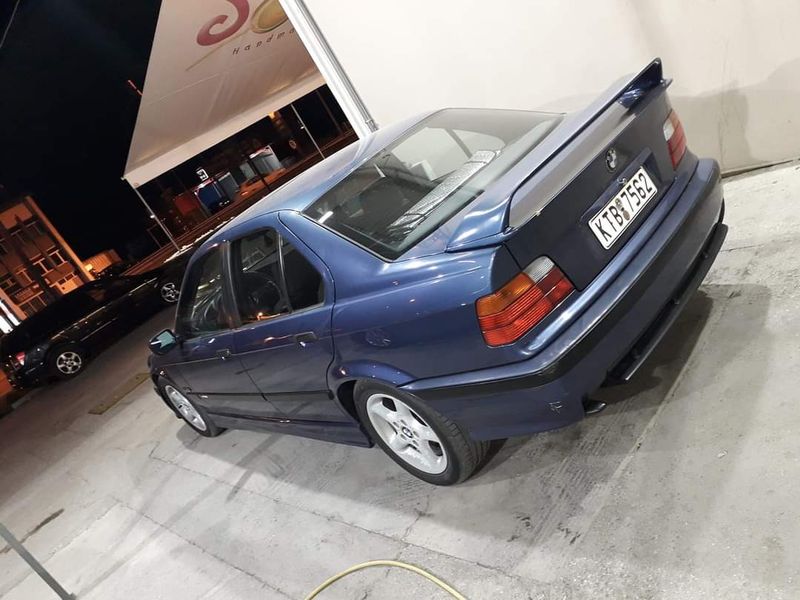 BMW 3 Series • 1994 • 300,200 km 13