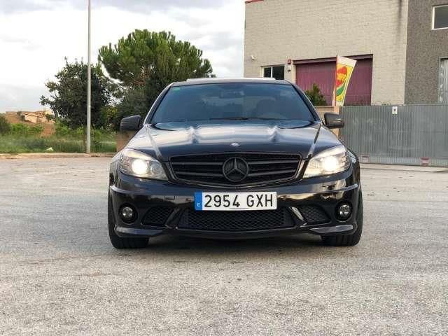 Mercedes-Benz C • 2009 • 166,000 km 1