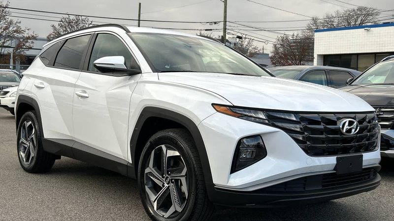 Hyundai Tucson • 2023 • 22,000 km 1