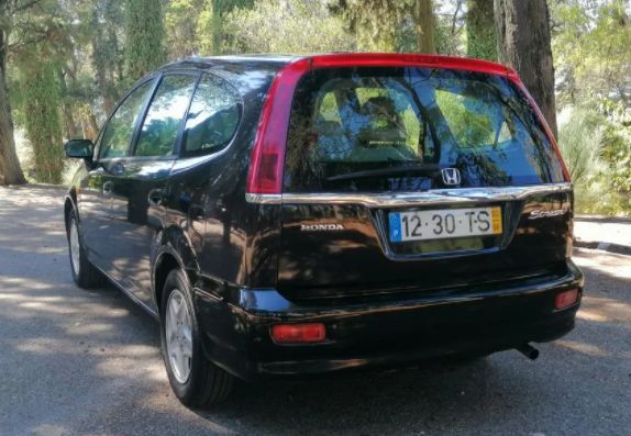 Honda Civic • 2002 • 170,000 km 2