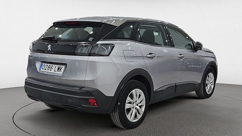 Peugeot 3008 • 2022 • 56,705 km 2