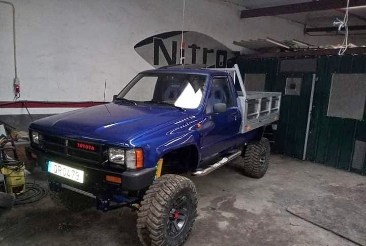 Toyota 4Runner • 1994 • 233,000 km 3