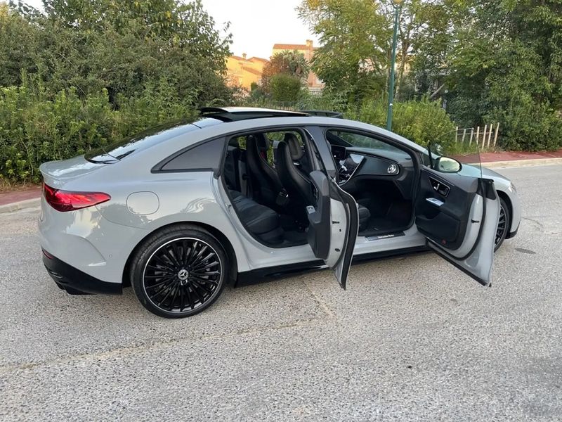 Mercedes-Benz E-Class • 2023 • 33,580 km 6