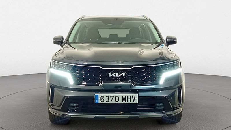 Kia Sorento • 2023 • 5,273 km 4