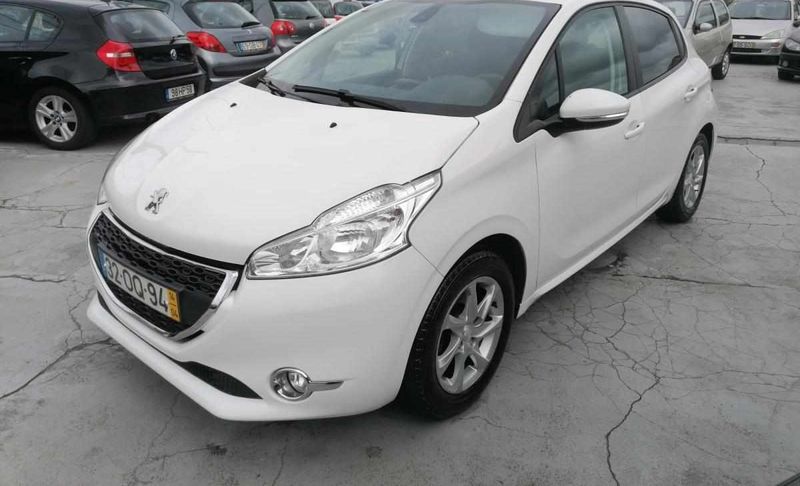 Peugeot 2008 • 2014 • 107,000 km 2