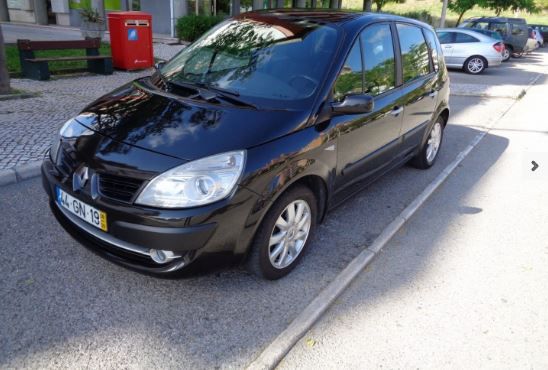 Renault Scénic • 2008 • 82,370 km 1
