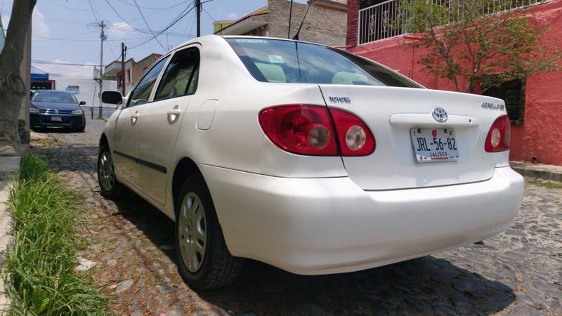 Toyota Corolla • 2007 • 100,000 km 2