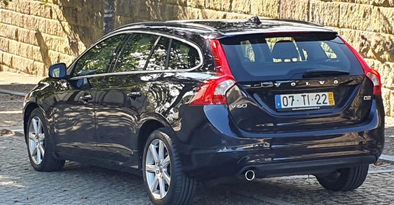 Volvo V60 • 2017 • 162,000 km 6