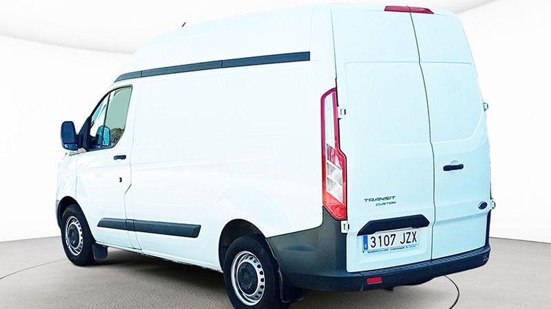 Ford Transit • 2017 • 151,234 km 2