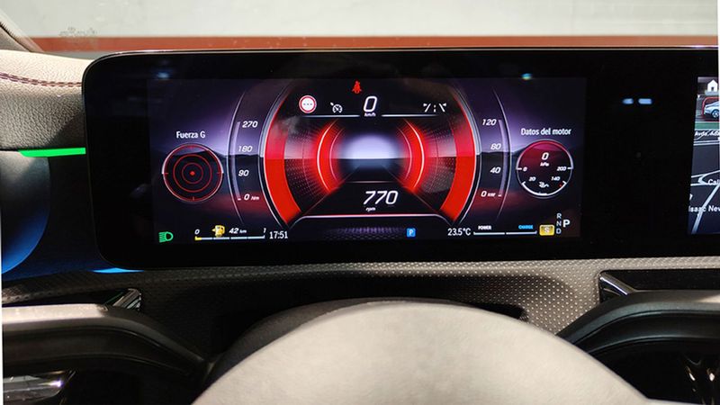 Mercedes-Benz CLA • 2023 • 16,456 km 9