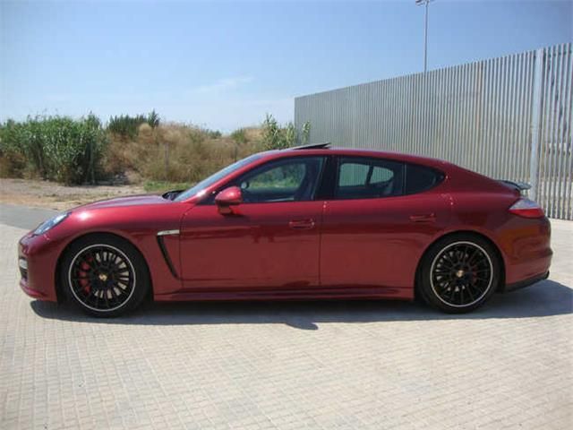 Porsche Panamera • 2012 • 172,000 km 2