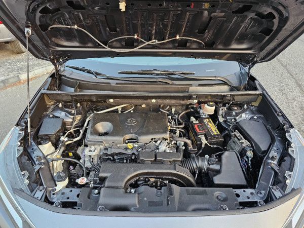 Toyota RAV4 • 2021 • 8,000 km 5