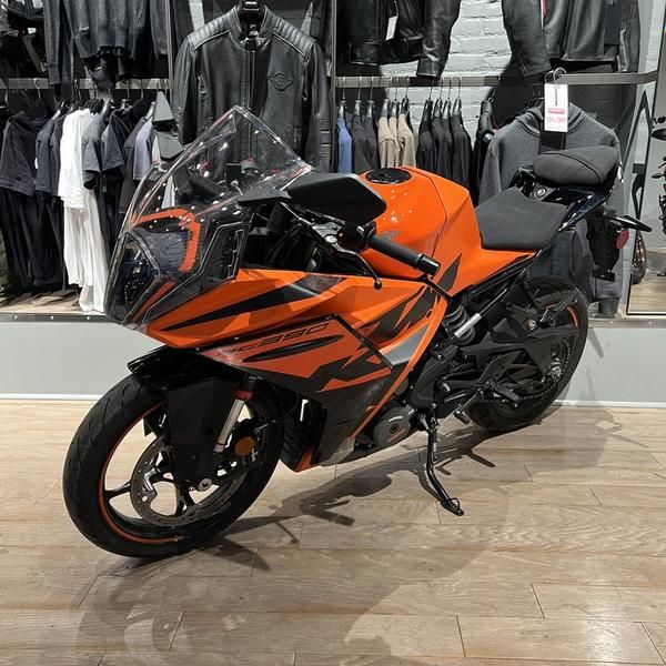 Ktm rc 390 • 2022 • 780 km 2