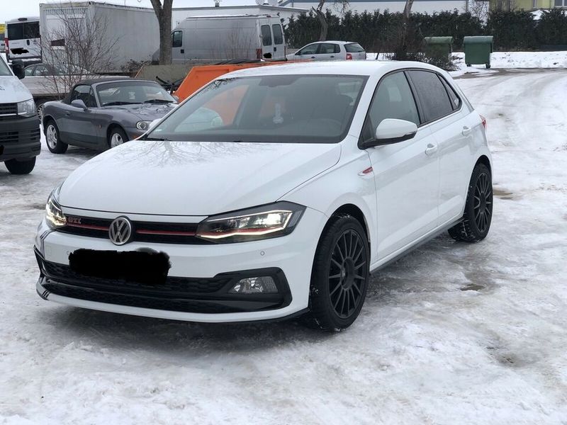 Volkswagen Polo • 2019 • 50,000 km 1