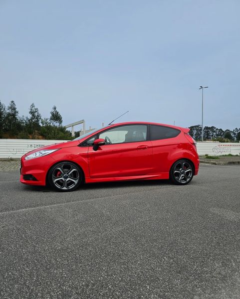 Ford Fiesta • 2016 • 136,000 km 4