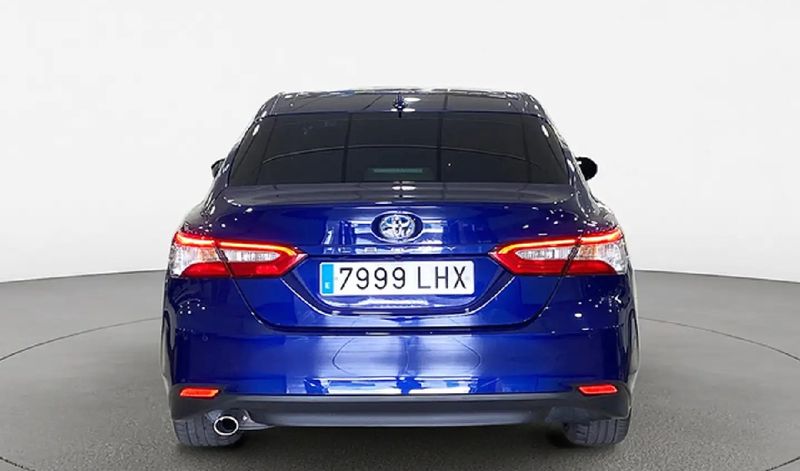 Toyota Camry • 2020 • 55,100 km 7