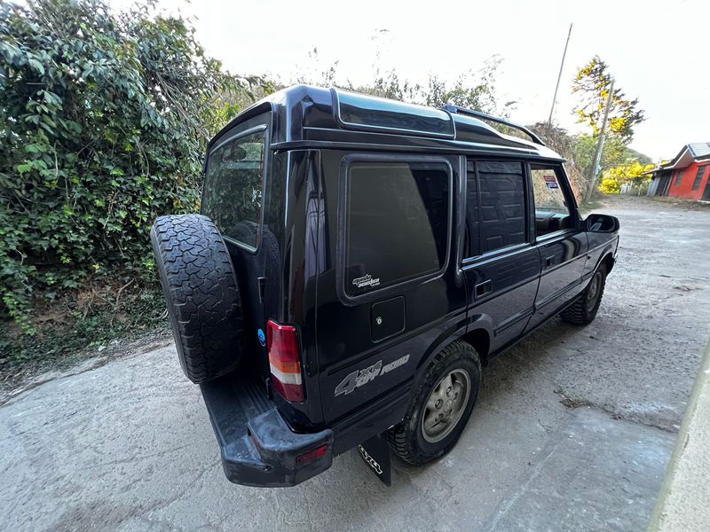 Land Rover Discovery • 1997 • 126,168 km 2