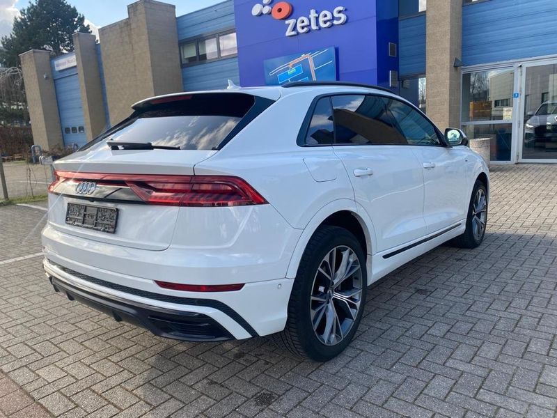 Audi Q8 • 2018 • 93,000 km 3